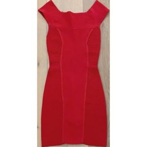 Head turning! Bebe bodycon dress 😍